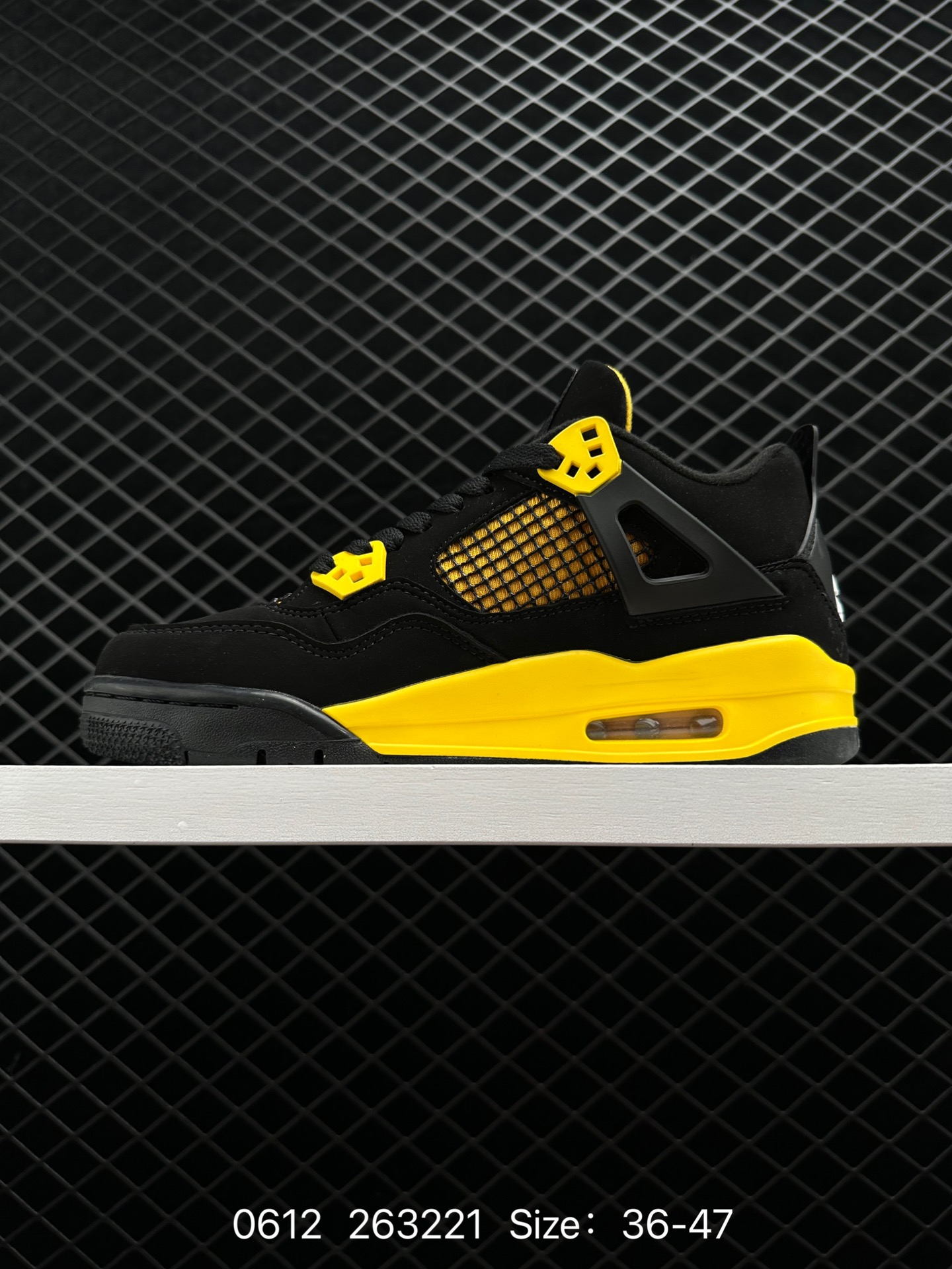 Air Jordan 4 Retro OG